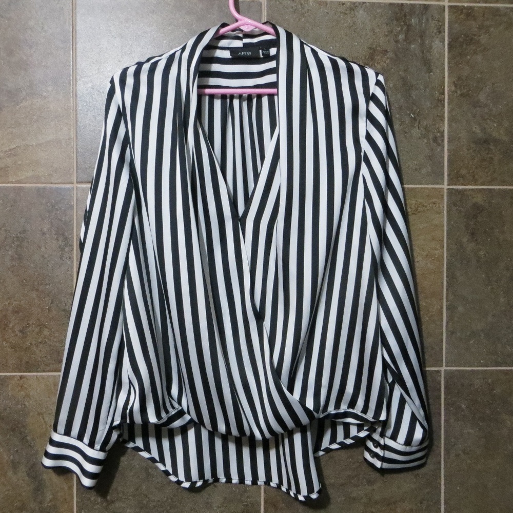 Apt. 9 Lightweight High Lo Blouse